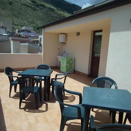 Gasthof Mare E Monte Red Castellammare del Golfo